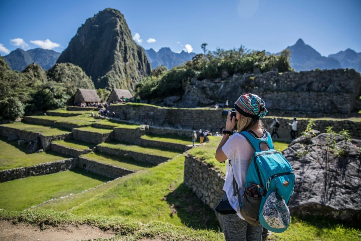 Mujer viajera en Perú viajando según su momento de vida